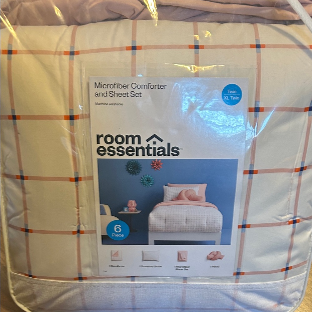 Room Essentials Plaid Microfiber Comforter Set - Cream and Orange